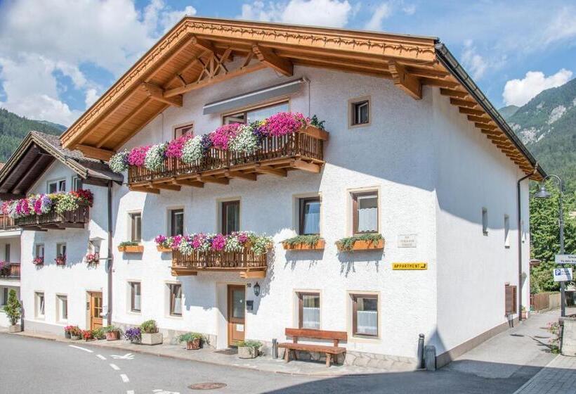 Apartments Heidenberger Delle Scuole