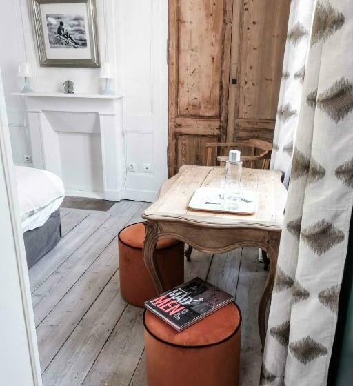 مبيت وإفطار Au Velocipede