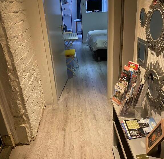 ベッドアンドブレックファースト Blom Aan De Gracht