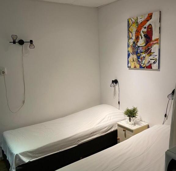 ベッドアンドブレックファースト Blom Aan De Gracht