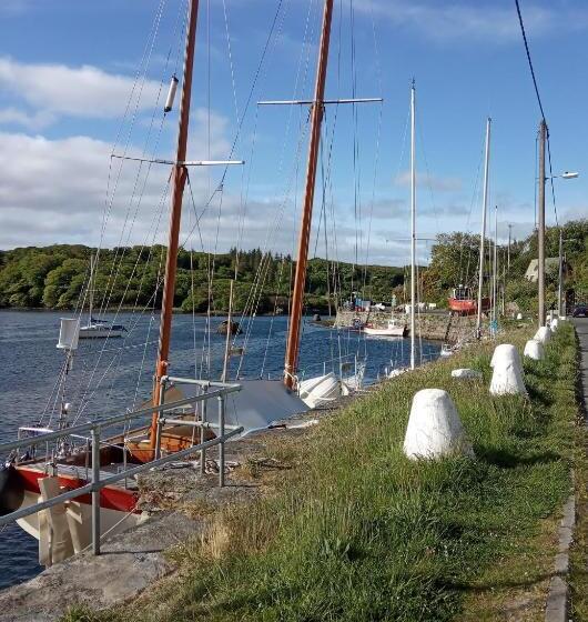 צימר Clifden Bay Lodge