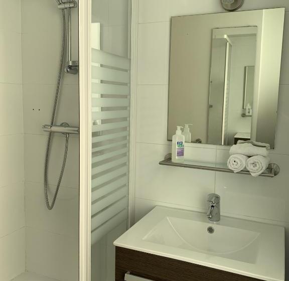 تختخواب و صبحانه De Stadswal