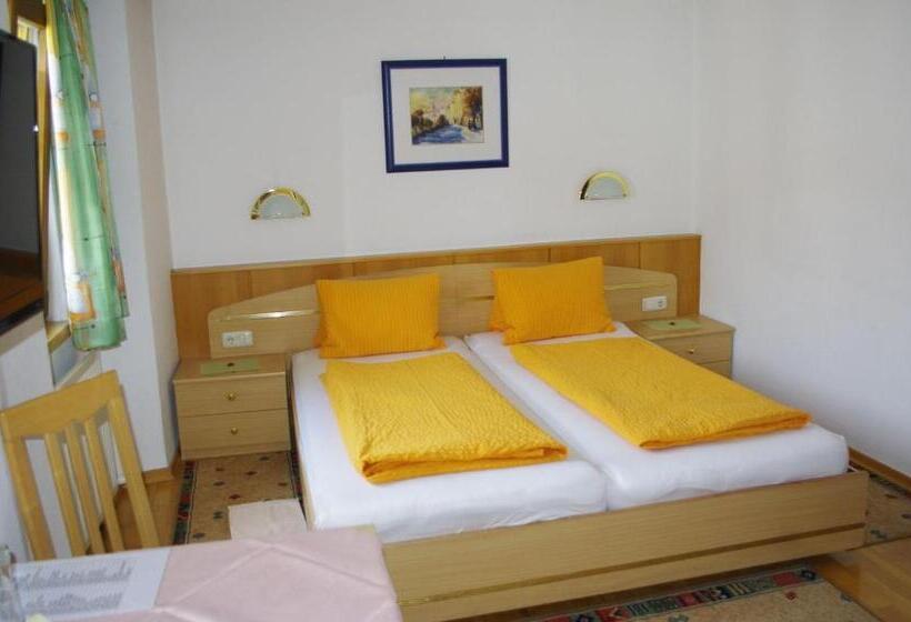 Bed and Breakfast Haus Schlosskeller