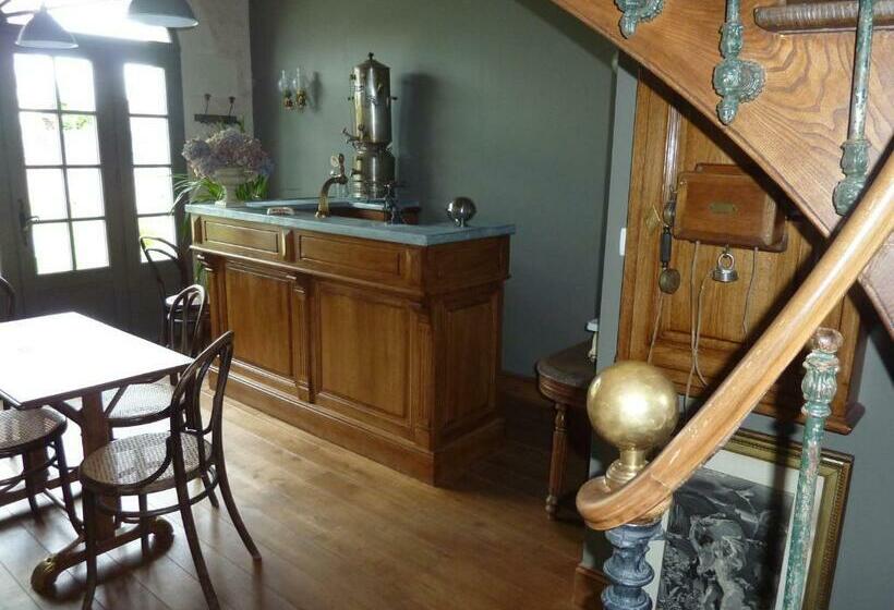 Bed and Breakfast Le Clos De La Chesneraie