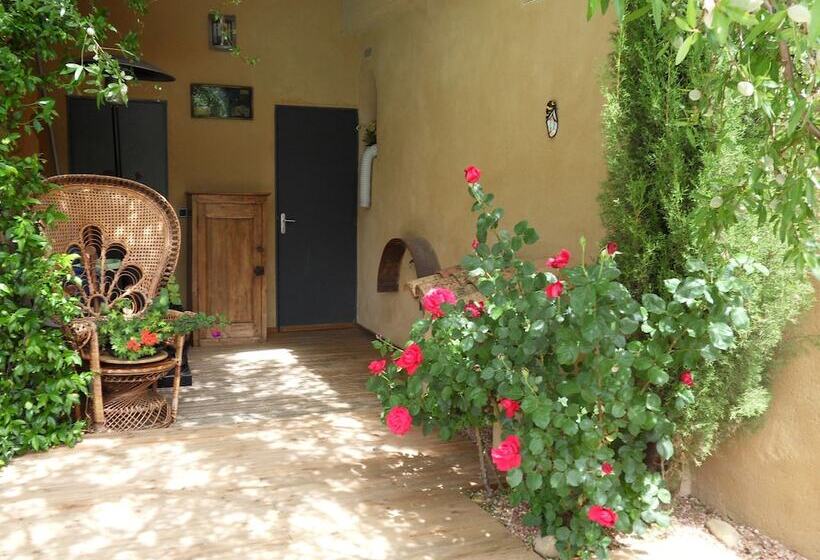 Le Jardin D Ivana B&b Avec Piscine Chauffée