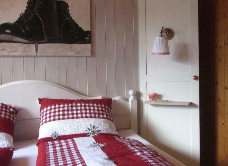 مبيت وإفطار Pension Staldacher