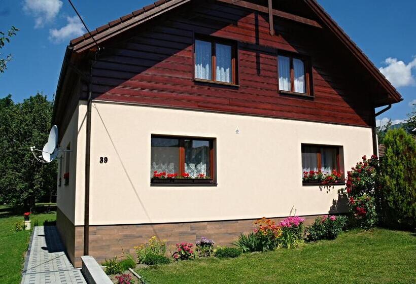 住宿加早餐  Penzion Jaraba