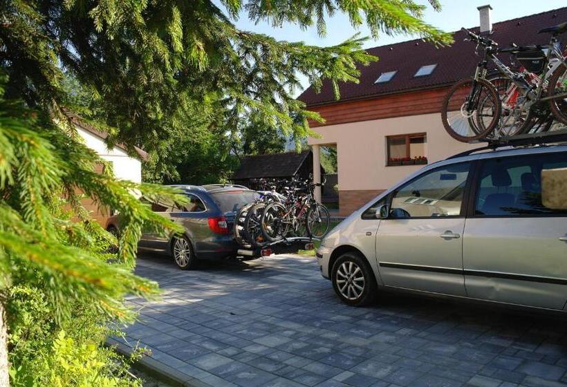 住宿加早餐  Penzion Jaraba