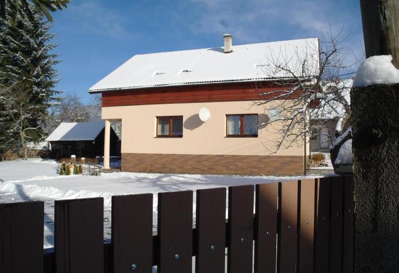 住宿加早餐  Penzion Jaraba