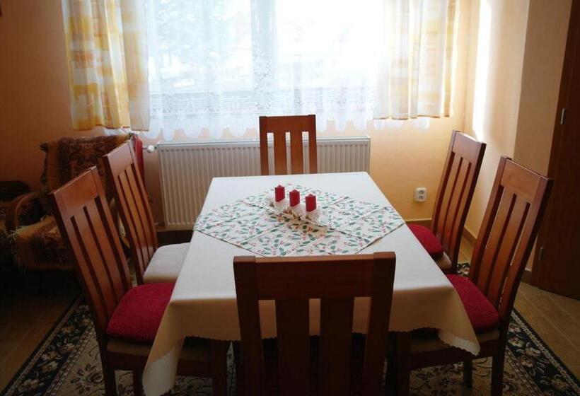 住宿加早餐  Penzion Jaraba