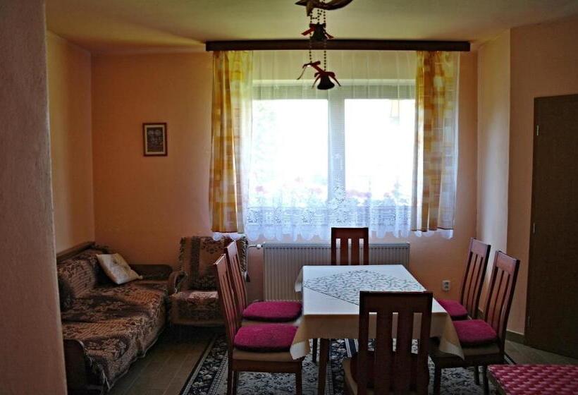 住宿加早餐  Penzion Jaraba