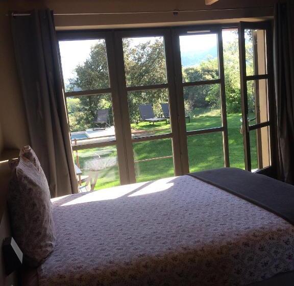 مبيت وإفطار Une Sieste En Luberon