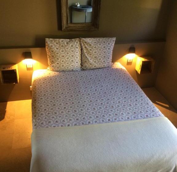 مبيت وإفطار Une Sieste En Luberon