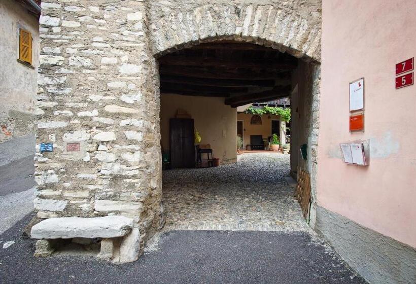 Charming B&b And Osteria La Crisalide