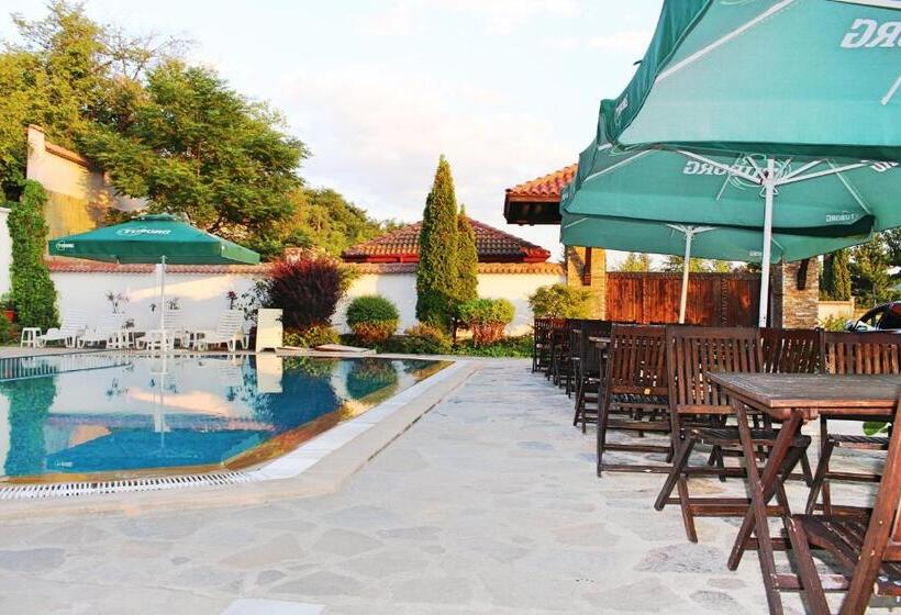 Family Hotel Saint Konstantin