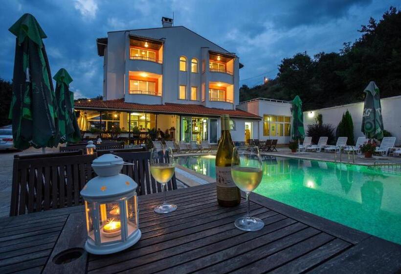 Family Hotel Saint Konstantin