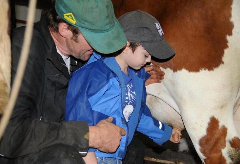 هتل Appartement Arnoldgut