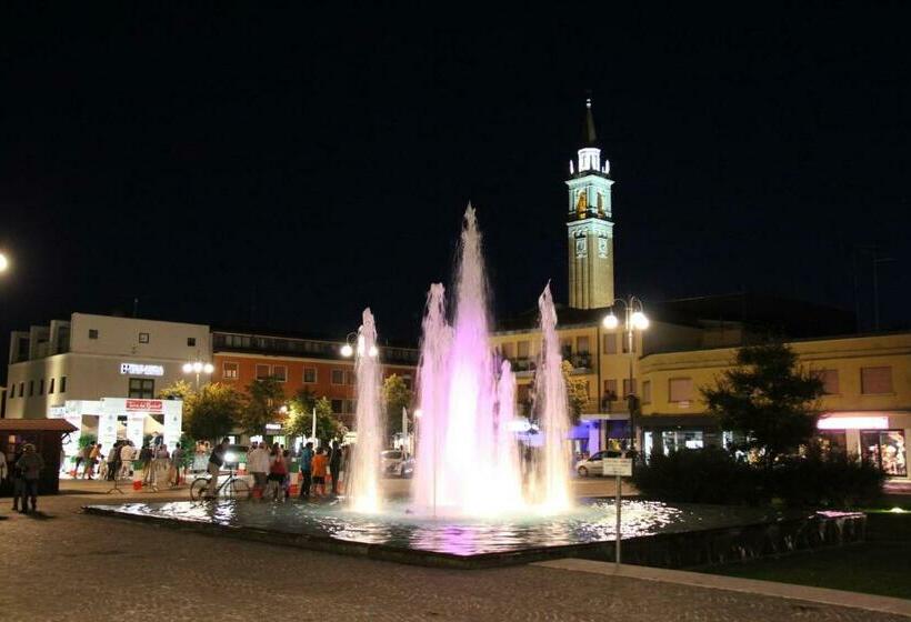 ホテル Azzano Decimo