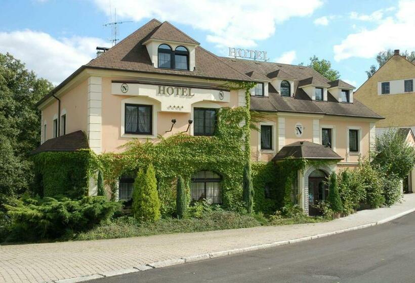 בית מלון כפרי Bohemia Excellent