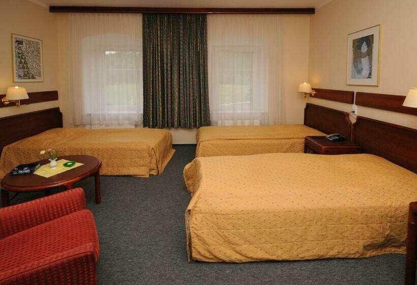 בית מלון כפרי Bohemia Excellent