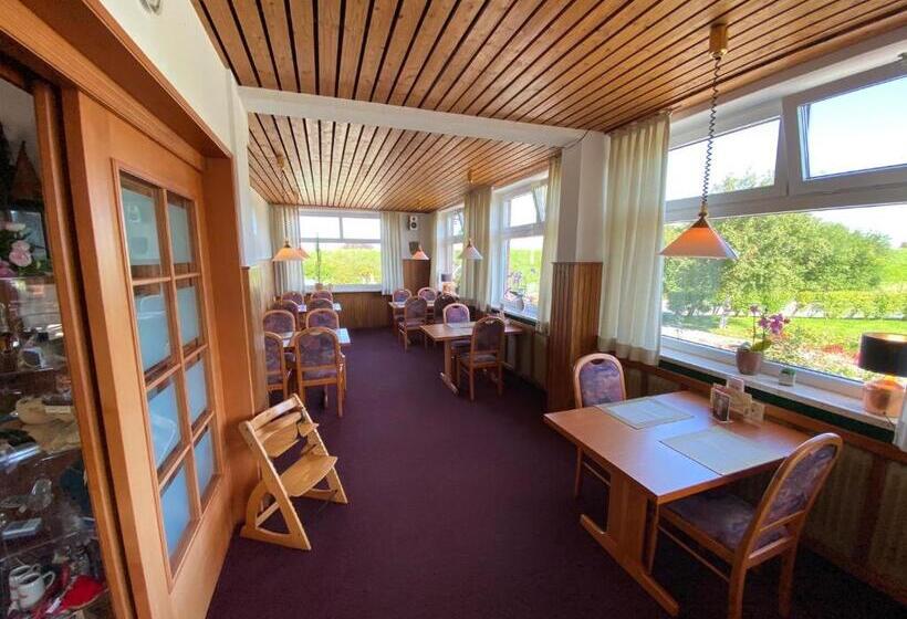 Buten Diek Hotel Restaurant Gmbh &