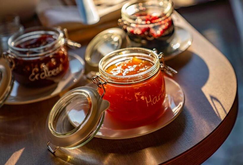 ホテル Garni Hochwurzen