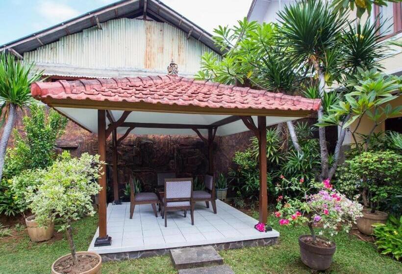 בית מלון כפרי Grand Wijaya