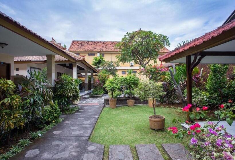 בית מלון כפרי Grand Wijaya