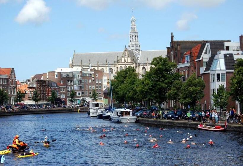 בית מלון כפרי / Pension Villa Tanahlot