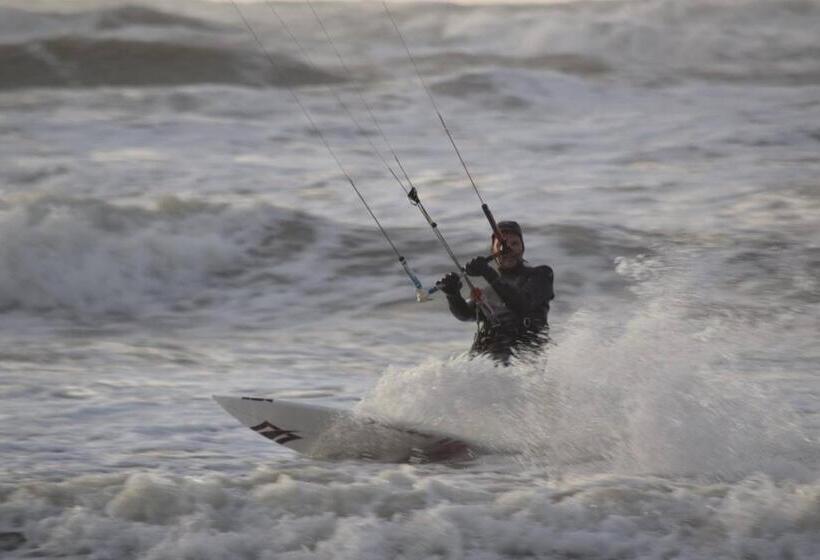 בית מלון כפרי / Pension Villa Tanahlot