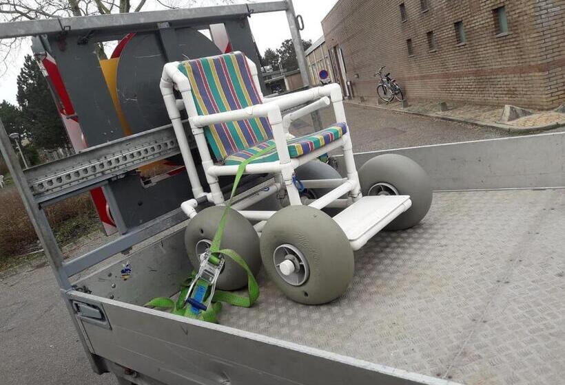 בית מלון כפרי / Pension Villa Tanahlot