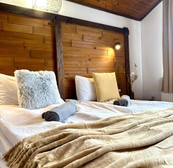 酒店 Red House Family