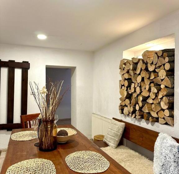 酒店 Red House Family