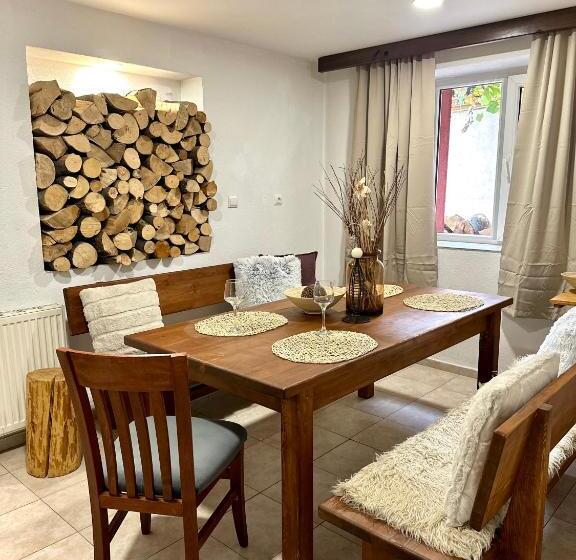 酒店 Red House Family