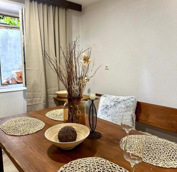 酒店 Red House Family