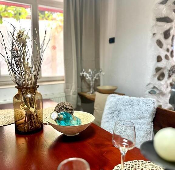 酒店 Red House Family