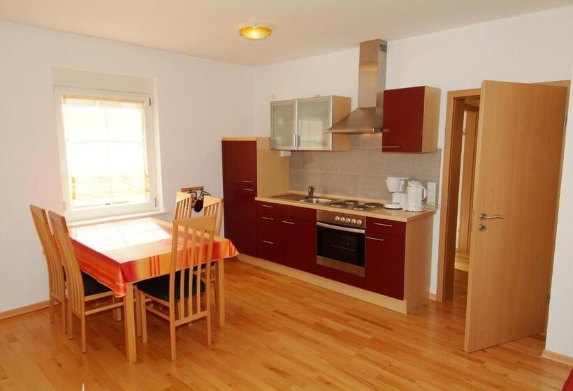 펜션 Apartments Sunny Place