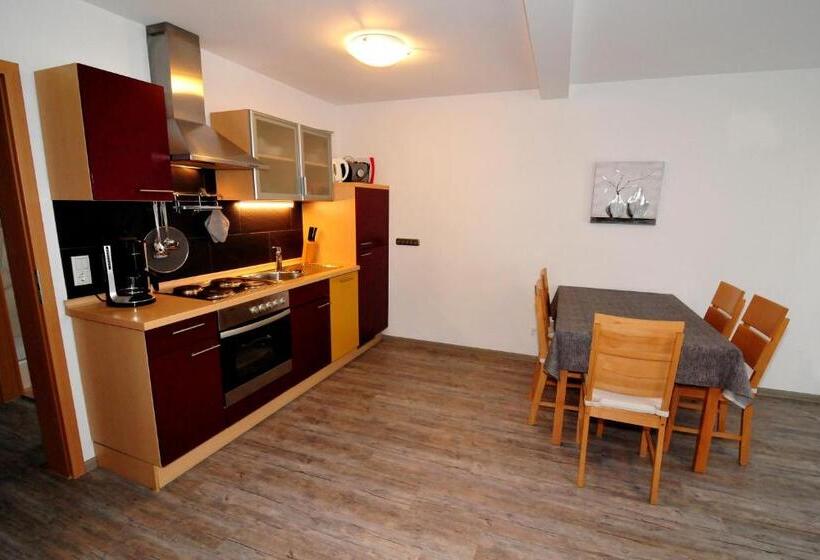 펜션 Apartments Sunny Place