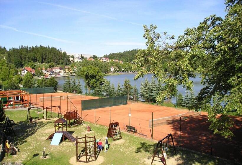 펜션 Apartmány Jedovnice