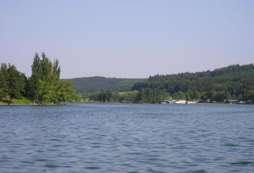 펜션 Apartmány Jedovnice