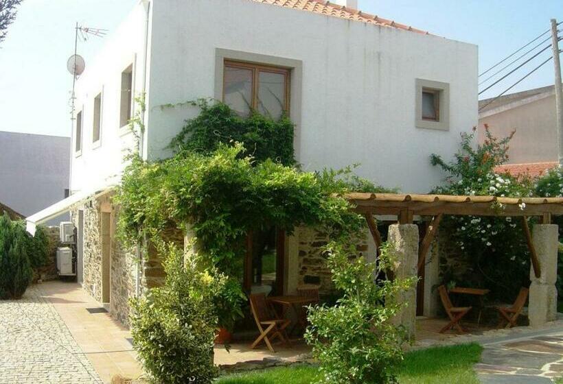 بنسيون Casa Santa Catarina