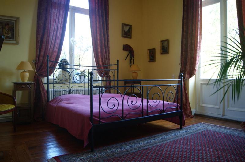 פנסיון Chateau Neufays