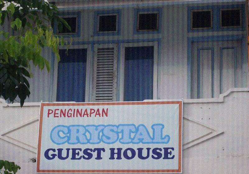پانسیون Crystall Guesthouse