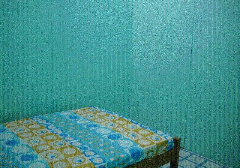 پانسیون Crystall Guesthouse