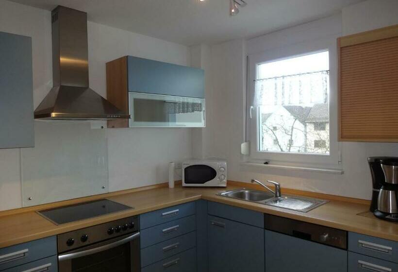 بنسيون Ferienwohnung Latscha