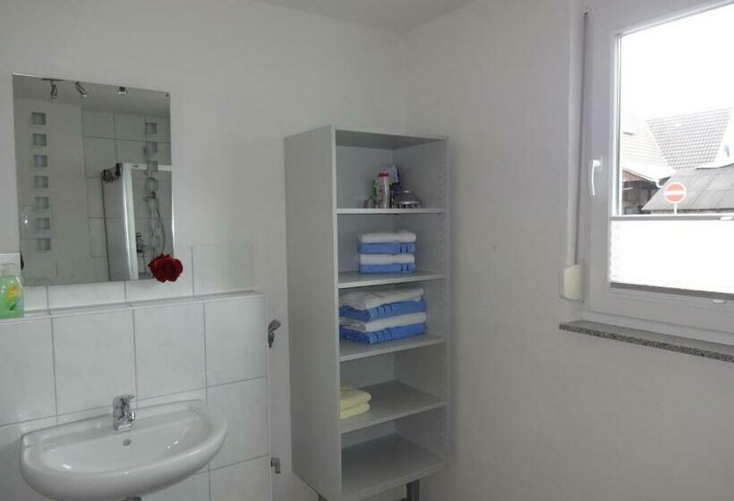 بنسيون Ferienwohnung Latscha