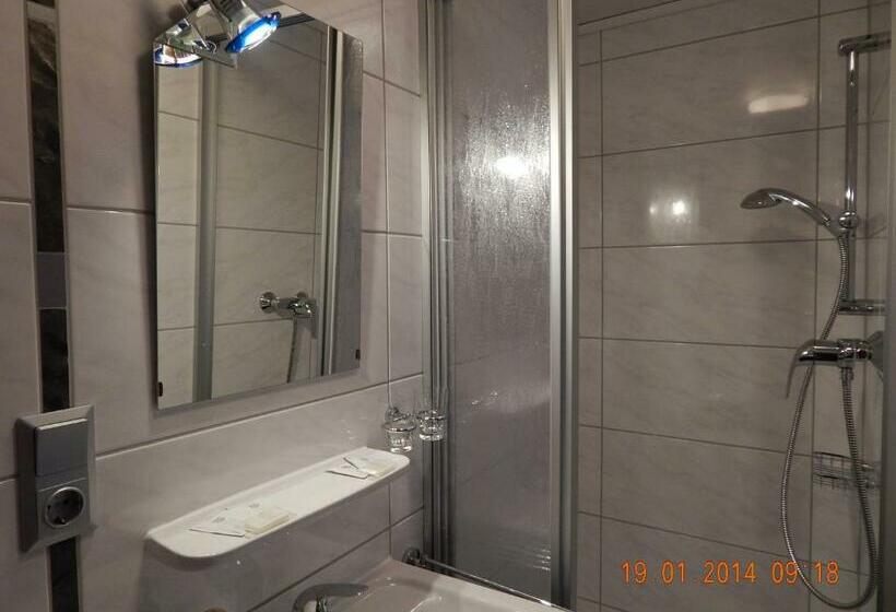 Пансион Gästehaus Am Römerbad