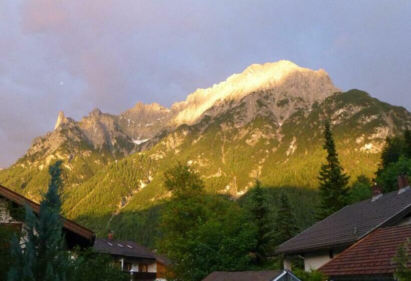 Пансион Gästehaus Kurparkfrieden