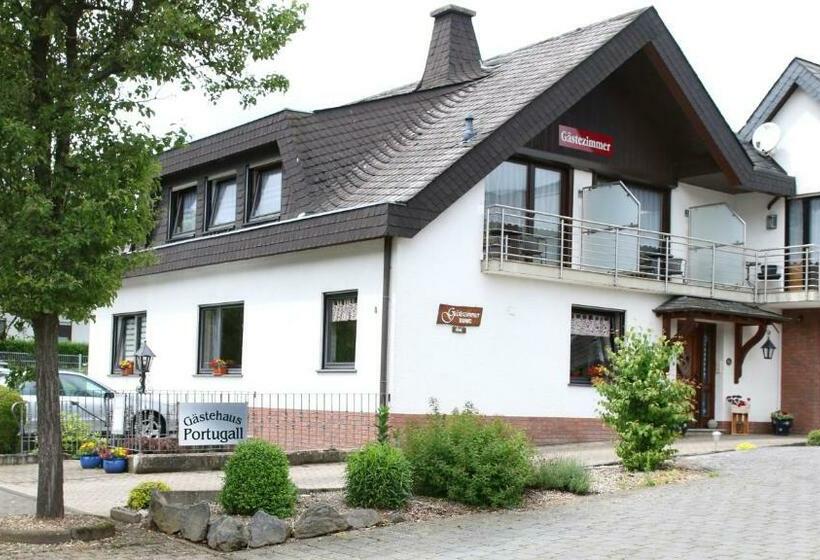 ペンション Gästehaus Portugall