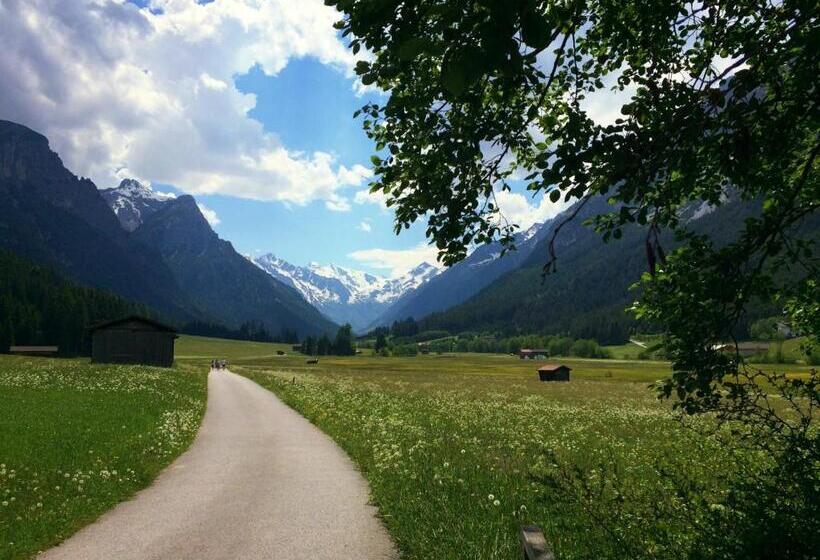 פנסיון Haus Christina